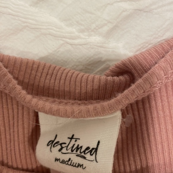 Pink tee - Picture 3 of 3